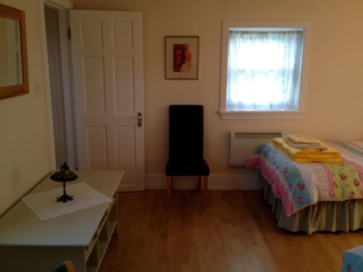 Quaint And Quirky Former Crofters Cottage In Port Ellen Luaran gambar
