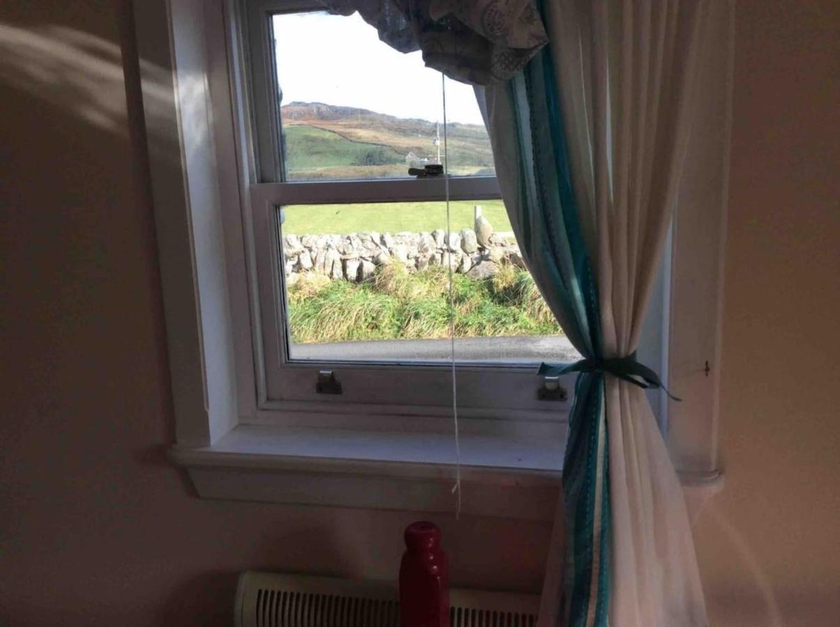 Quaint And Quirky Former Crofters Cottage In Port Ellen Luaran gambar